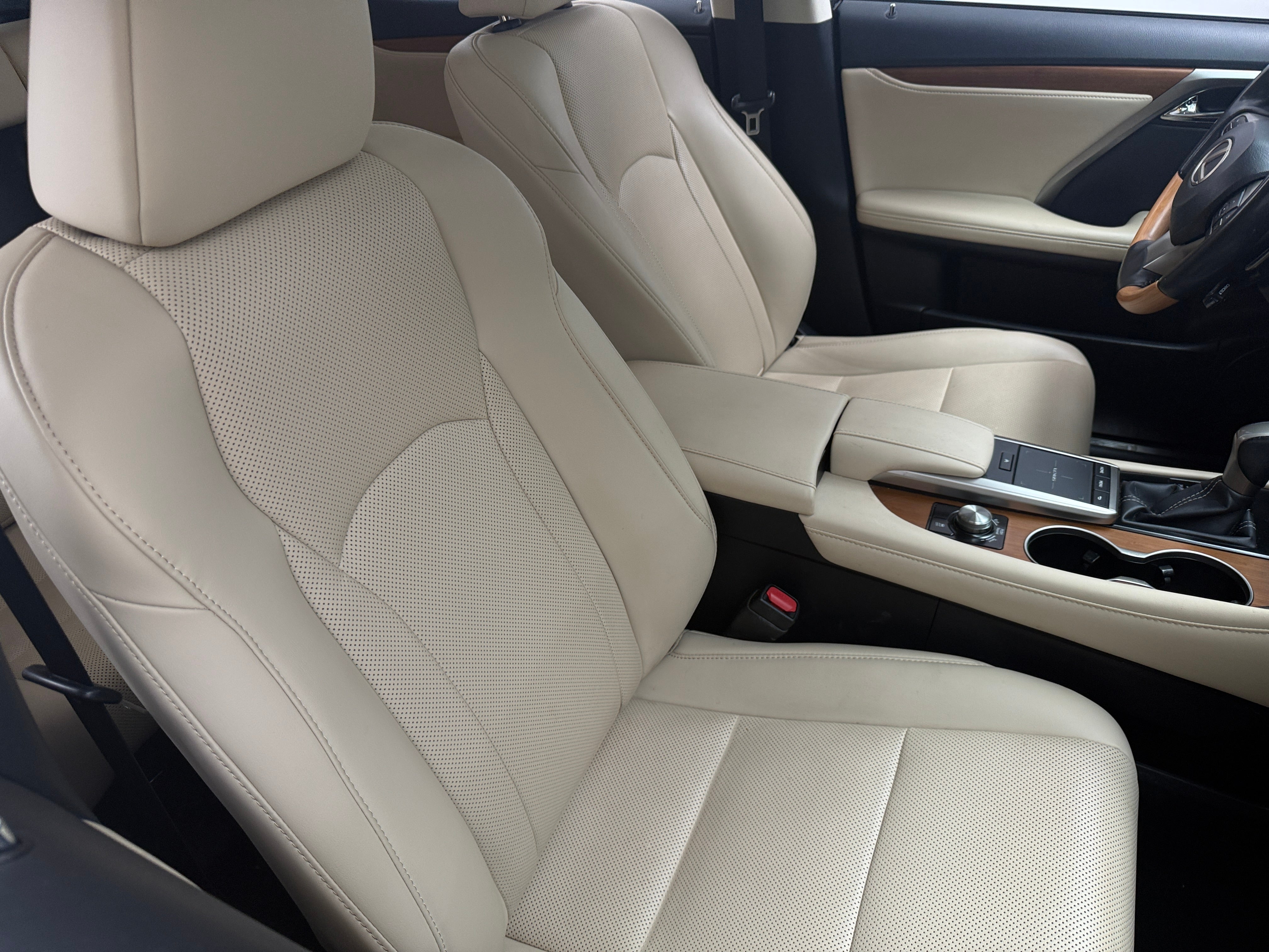 lexus rx 2021 2T2HZMAA5MC201164 image lexus rx 2021 2T2HZMAA5MC201164 image
