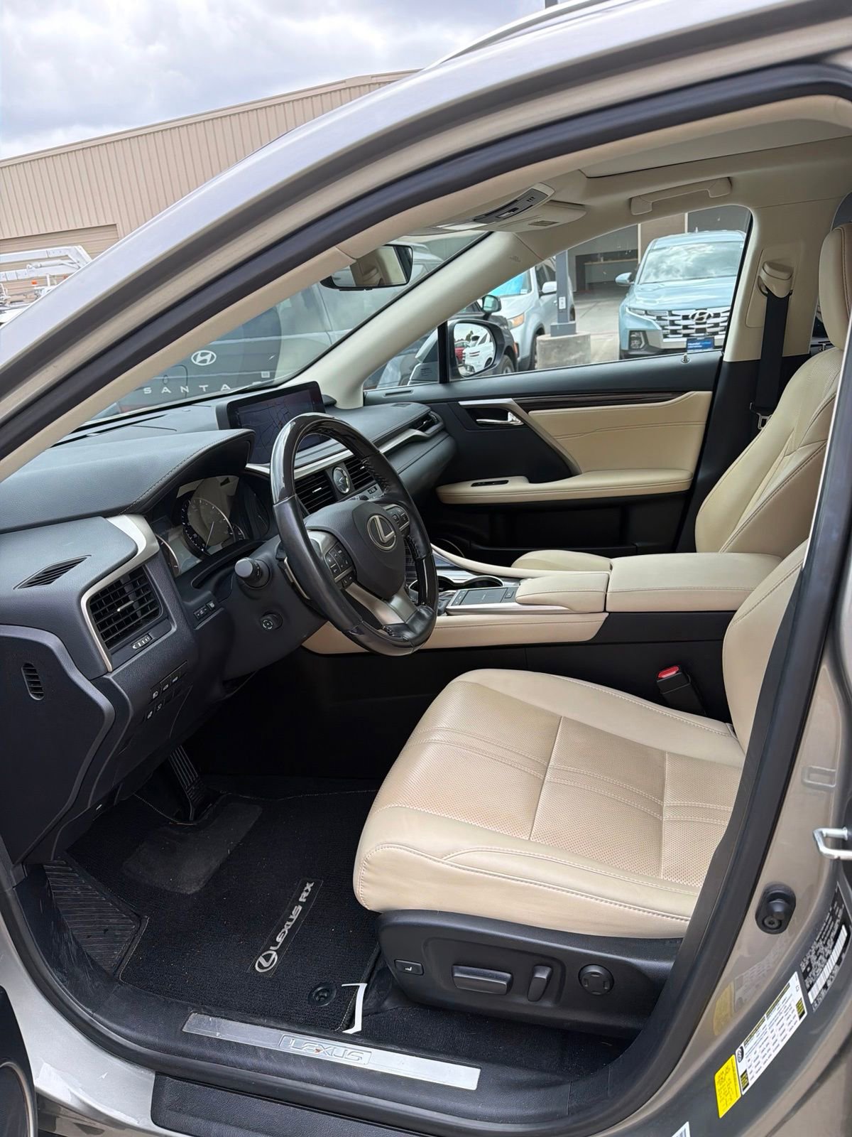 lexus rx 2021 2T2JZMAA8MC185155 image lexus rx 2021 2T2JZMAA8MC185155 image