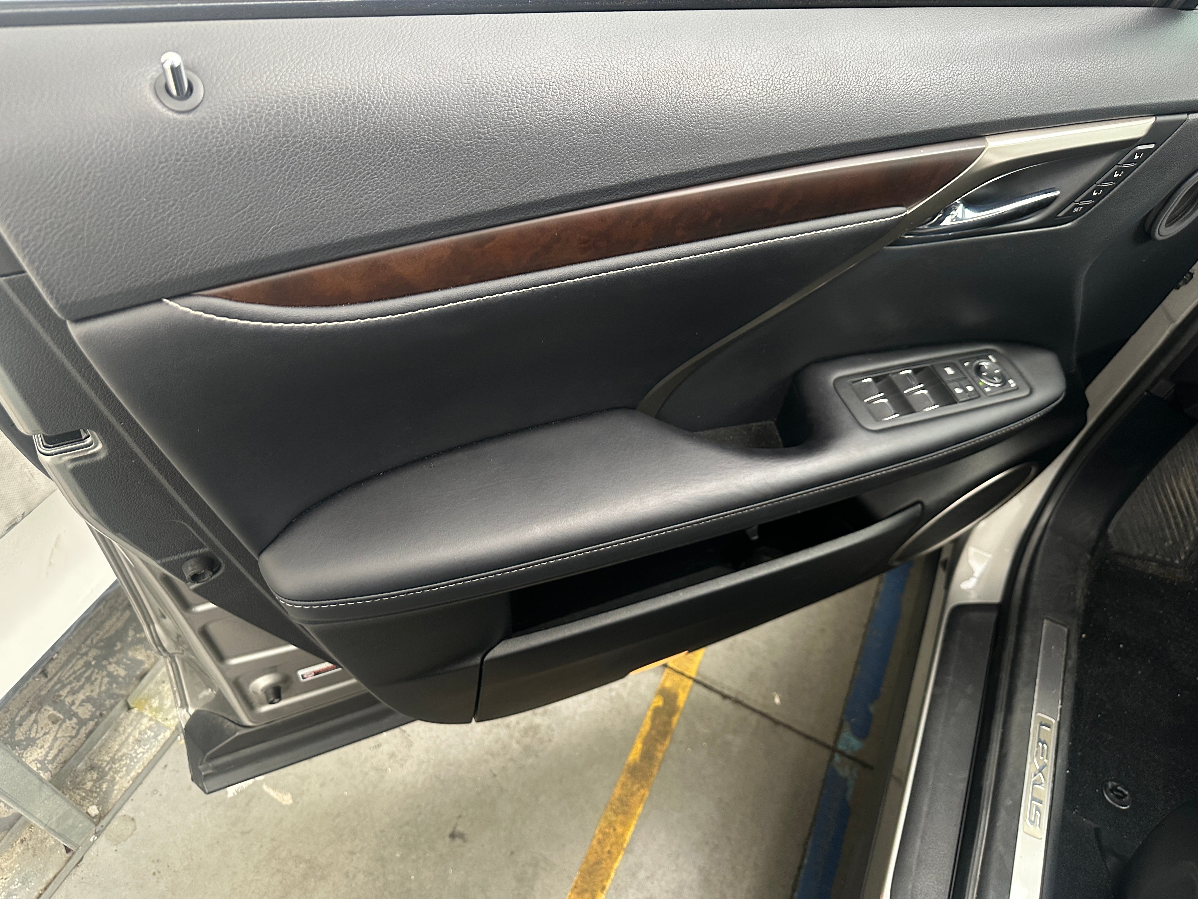 lexus rx 2021 2T2HZMDA0MC268895 image lexus rx 2021 2T2HZMDA0MC268895 image