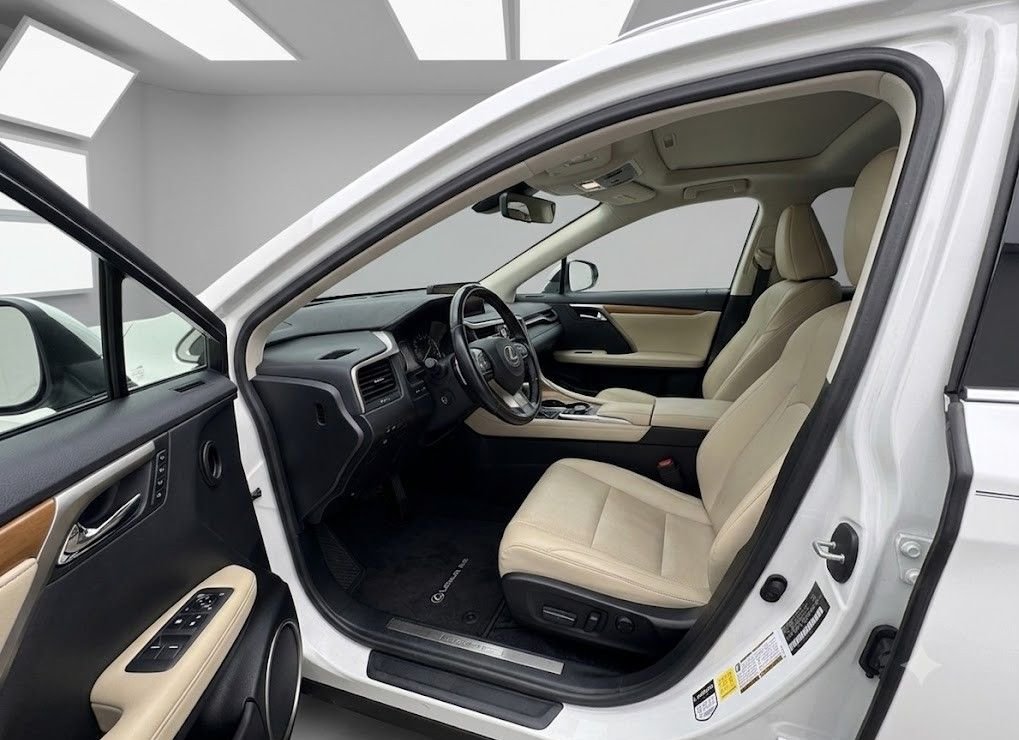lexus rx 2021 JTJHZMDAXM2053072 image lexus rx 2021 JTJHZMDAXM2053072 image