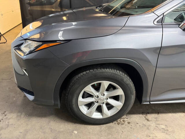 lexus rx 2017 2T2BZMCA5HC106211 image lexus rx 2017 2T2BZMCA5HC106211 image