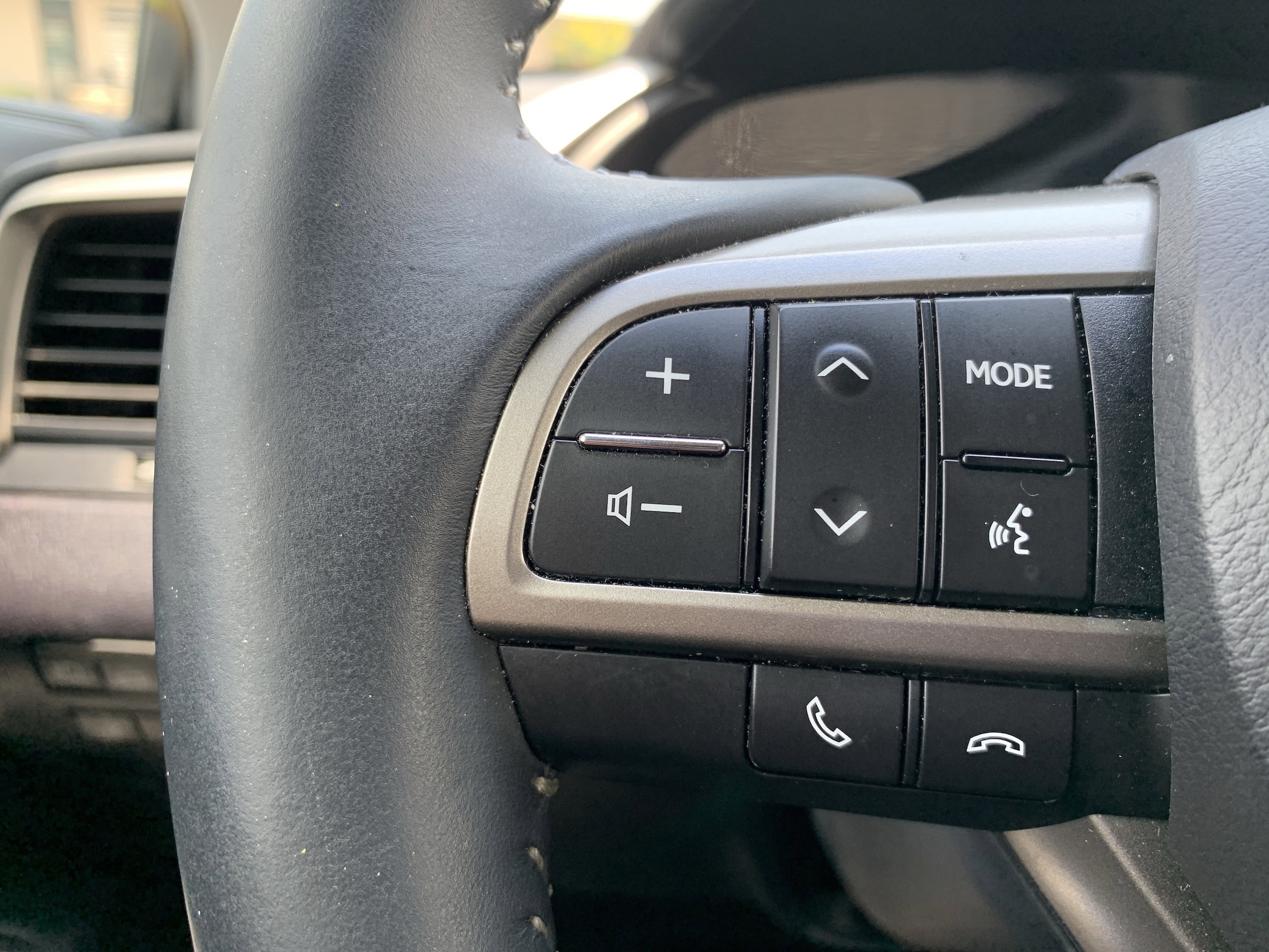 lexus rx 2017 2T2ZZMCA2HC052445 image lexus rx 2017 2T2ZZMCA2HC052445 image