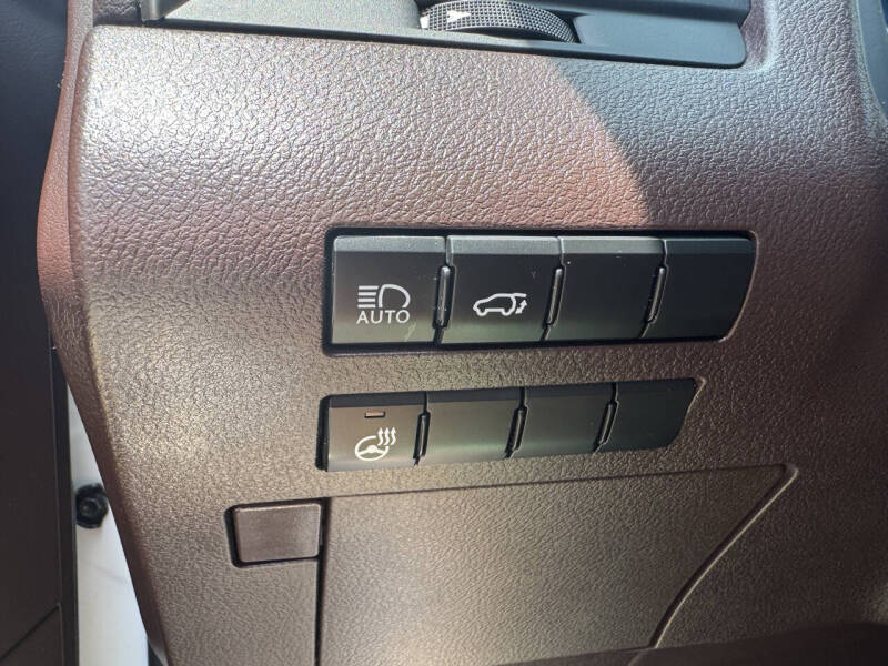lexus rx 2017 2T2BZMCAXHC087333 image lexus rx 2017 2T2BZMCAXHC087333 image