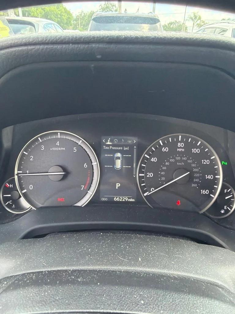 lexus rx 2017 2T2ZZMCA0HC066067 image lexus rx 2017 2T2ZZMCA0HC066067 image