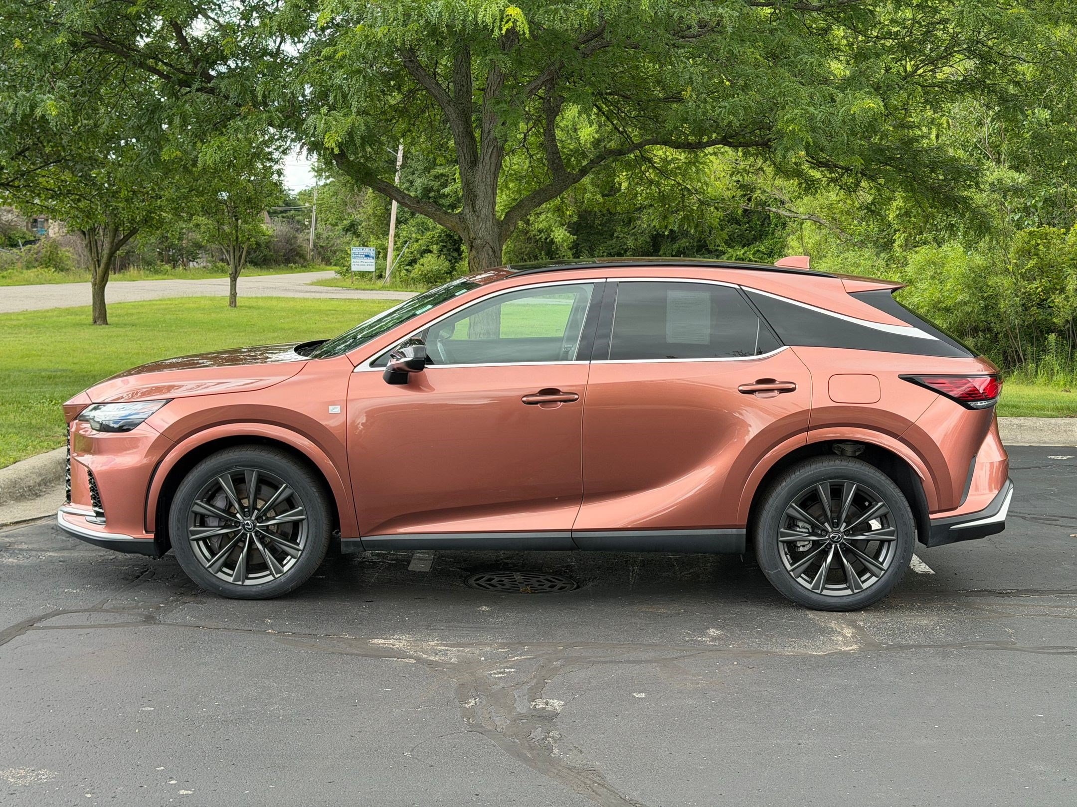lexus rx 2024 2T2BAMCA5RC064583 image lexus rx 2024 2T2BAMCA5RC064583 image