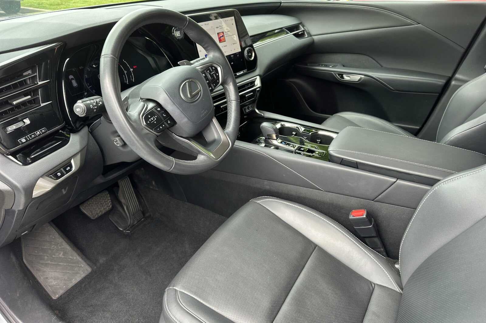lexus rx 2024 2T2BAMBA5RC024831 image lexus rx 2024 2T2BAMBA5RC024831 image