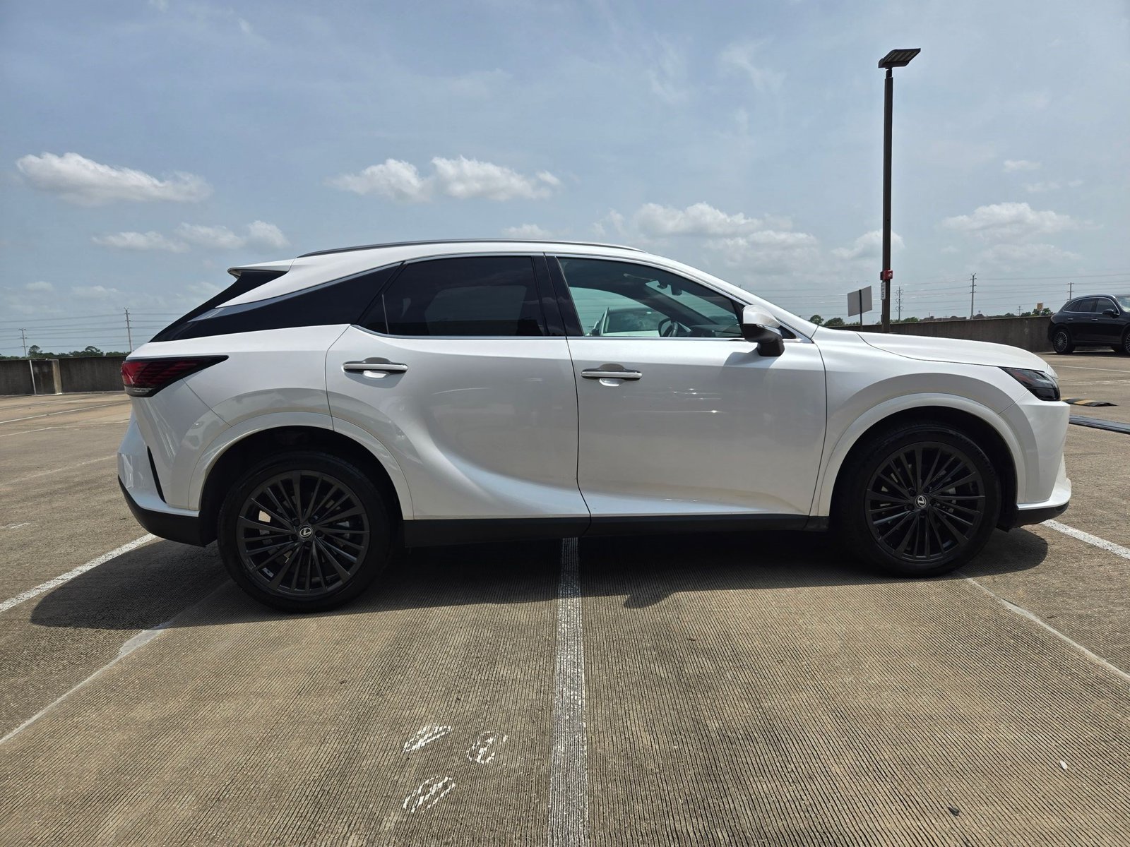 lexus rx 2024 2T2BAMBA9RC044077 image lexus rx 2024 2T2BAMBA9RC044077 image