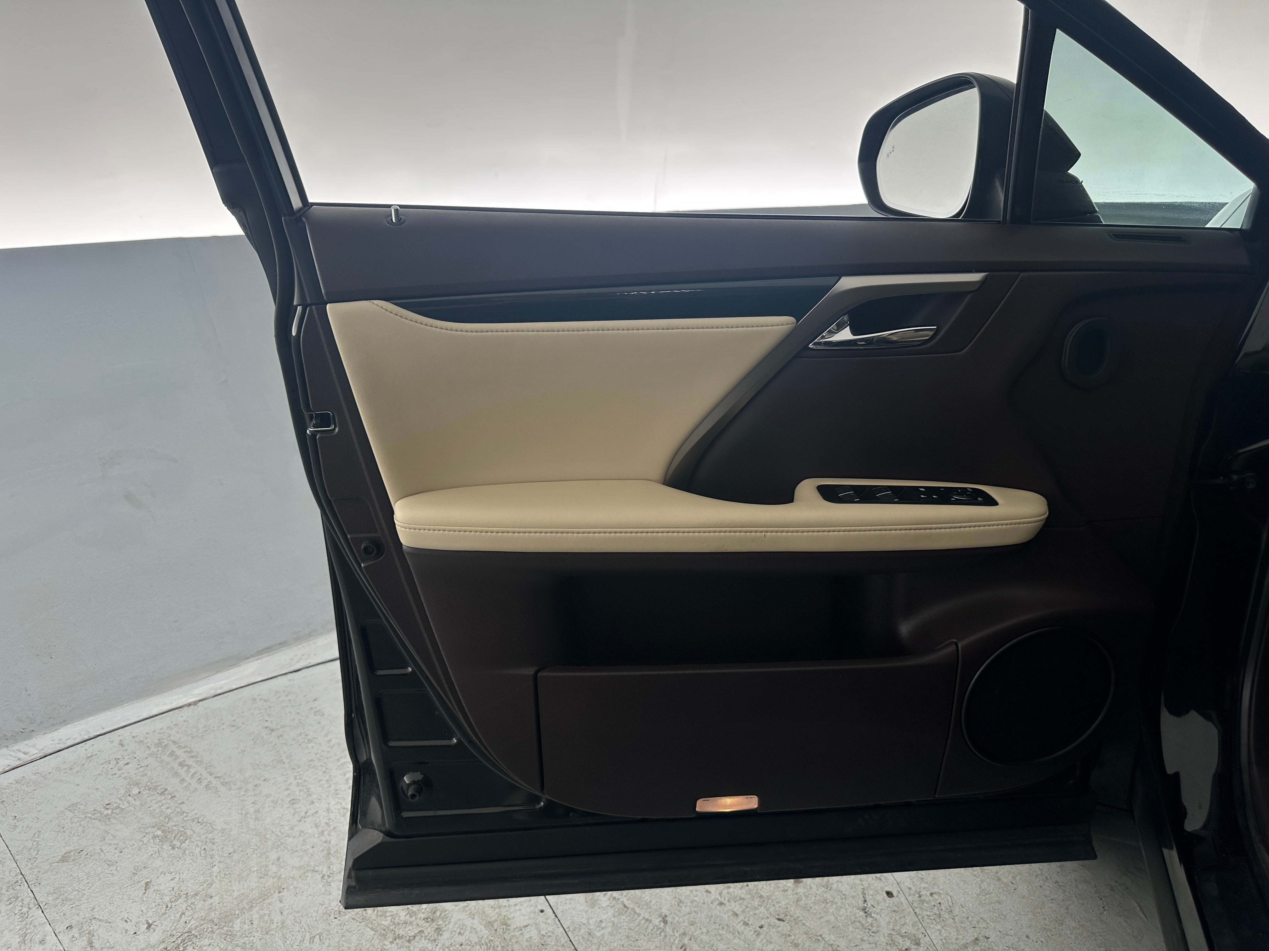 lexus rx 2020 2T2AZMAA3LC167743 image lexus rx 2020 2T2AZMAA3LC167743 image