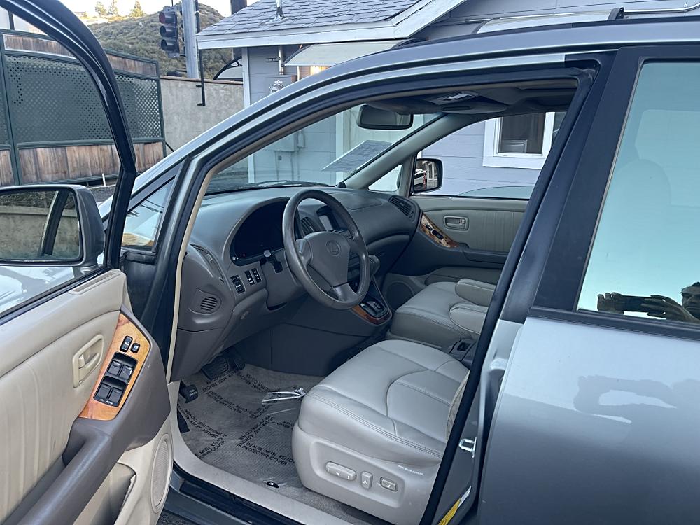 lexus rx 2000 JT6HF10U1Y0155489 image lexus rx 2000 JT6HF10U1Y0155489 image