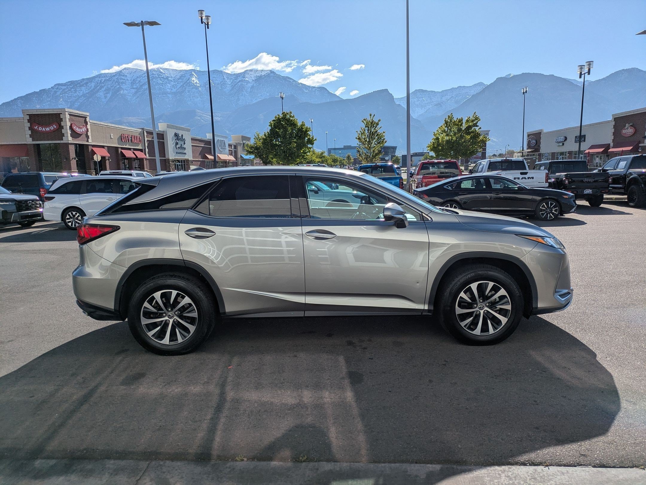 lexus rx 2022 2T2AZMDA3NC328073 image lexus rx 2022 2T2AZMDA3NC328073 image