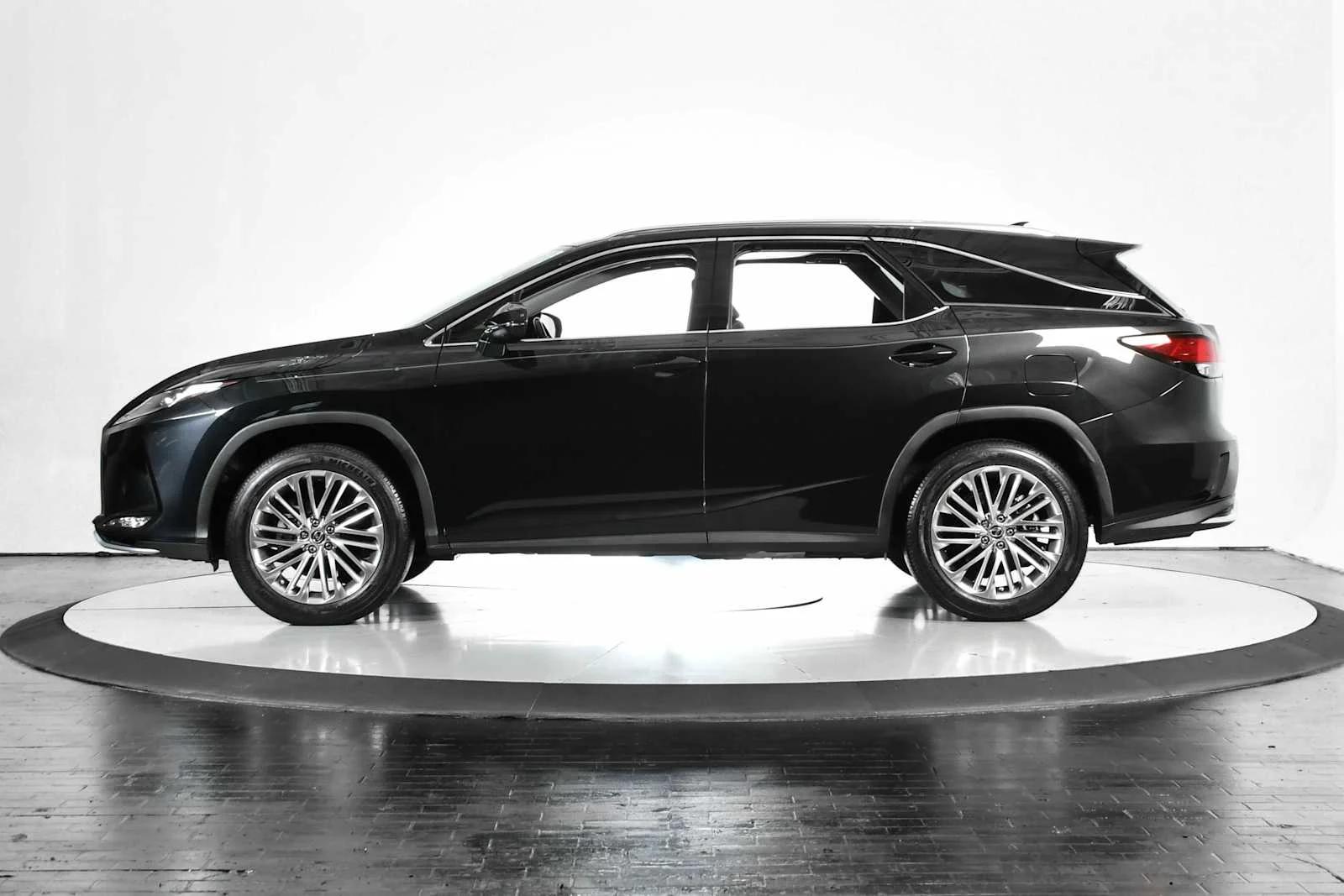 lexus rx 2022 JTJJZKEA2N2028110 image lexus rx 2022 JTJJZKEA2N2028110 image