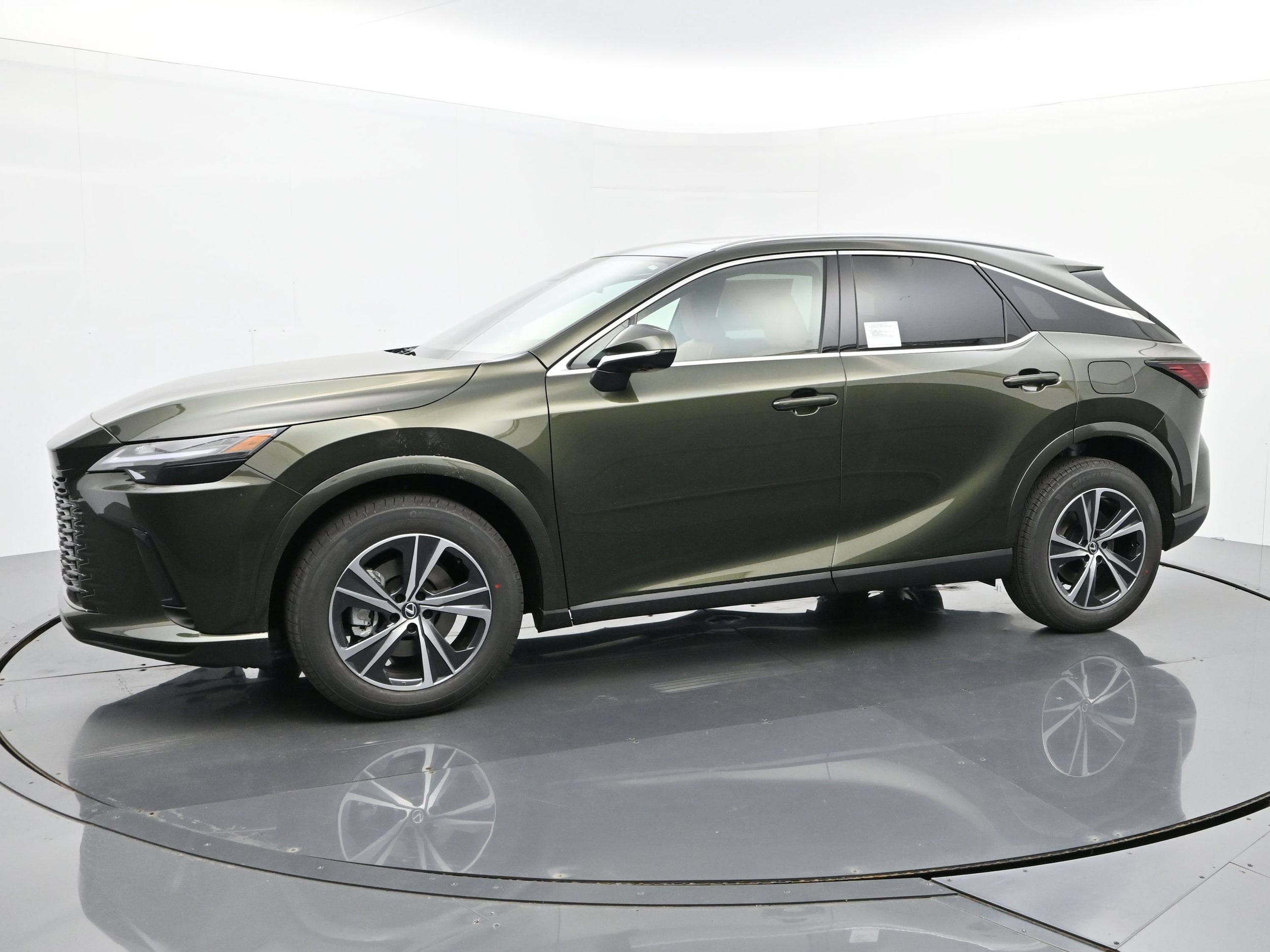 lexus rx 2025 2T2BAMCA8SC124281 image lexus rx 2025 2T2BAMCA8SC124281 image