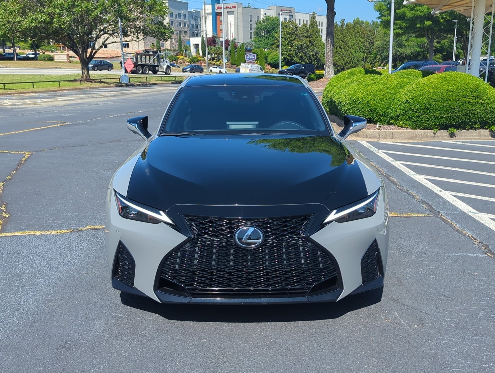 lexus is 2023 JTHBZ1B23P5064032 image lexus is 2023 JTHBZ1B23P5064032 image