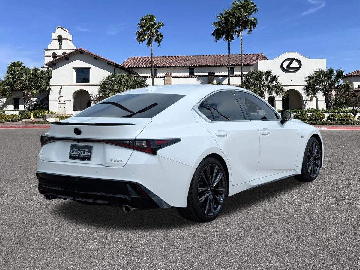 lexus is 2023 JTHGZ1B27P5071829 image lexus is 2023 JTHGZ1B27P5071829 image