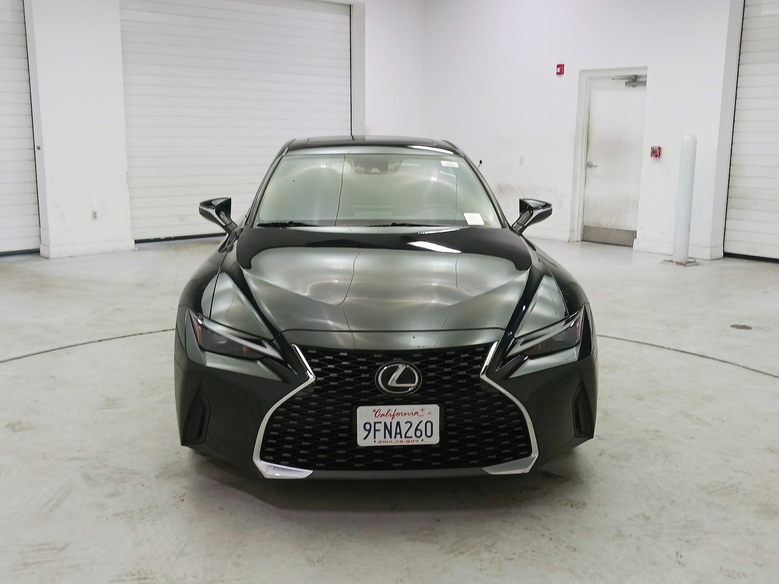 lexus is 2023 JTHCA1D20P5125720 image lexus is 2023 JTHCA1D20P5125720 image
