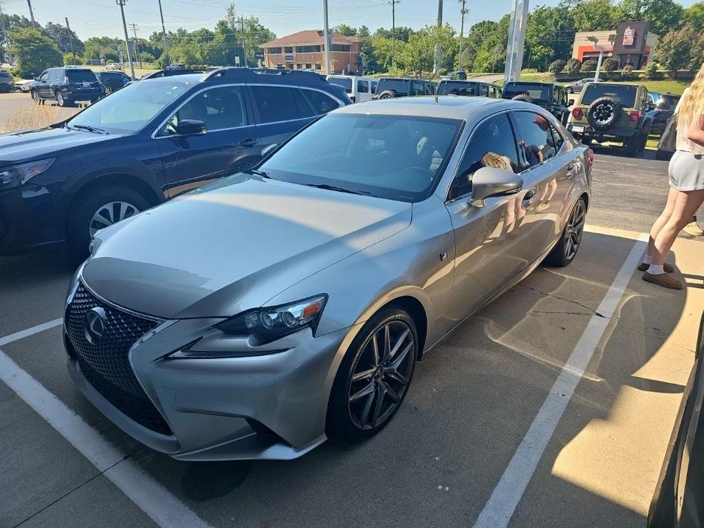 lexus is 2016 JTHCE1D22G5010606 image lexus is 2016 JTHCE1D22G5010606 image