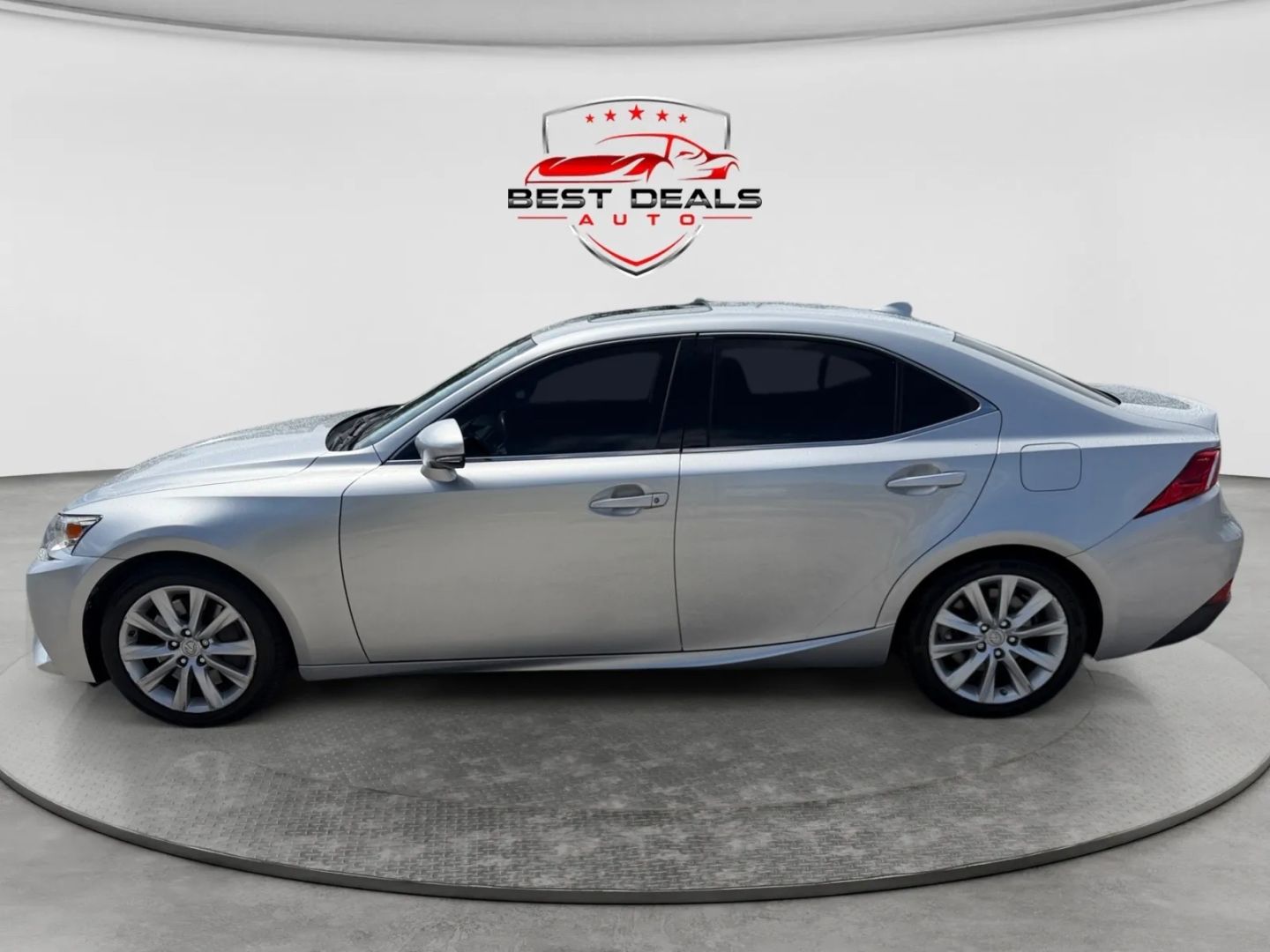 lexus is 2016 JTHBA1D25G5015869 image lexus is 2016 JTHBA1D25G5015869 image