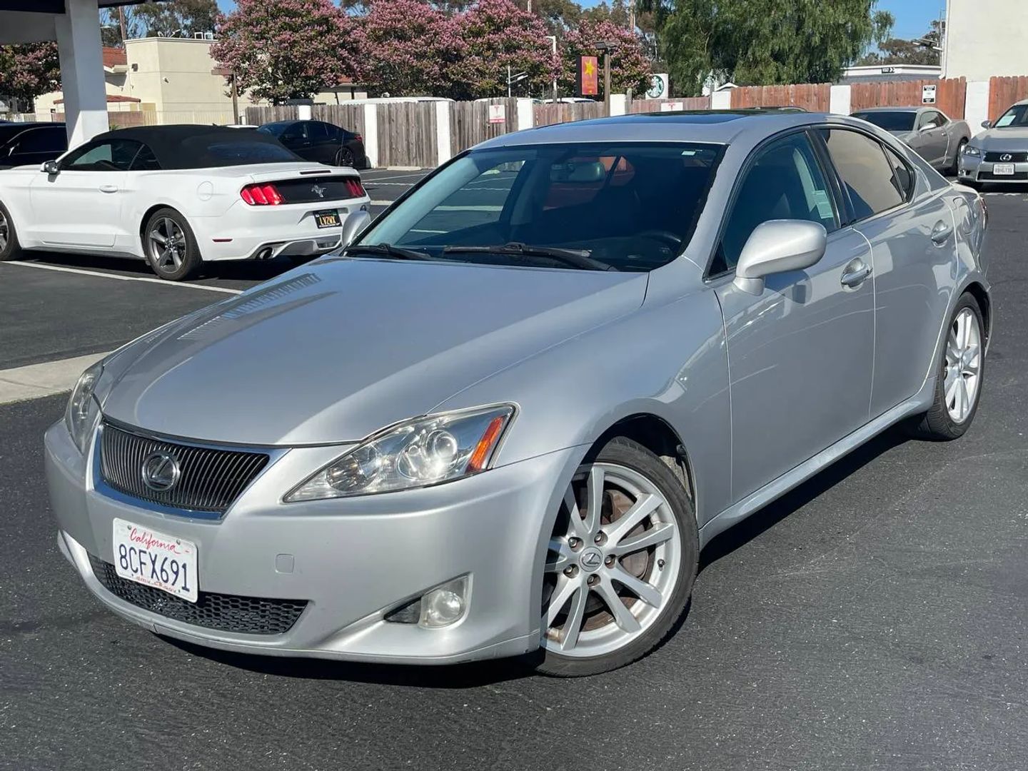 lexus is 2007 JTHBE262372008928 image lexus is 2007 JTHBE262372008928 image