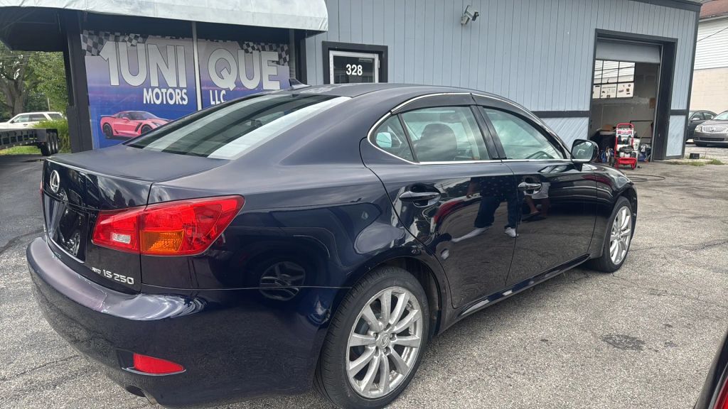 lexus is 2007 JTHCK262575008196 image lexus is 2007 JTHCK262575008196 image