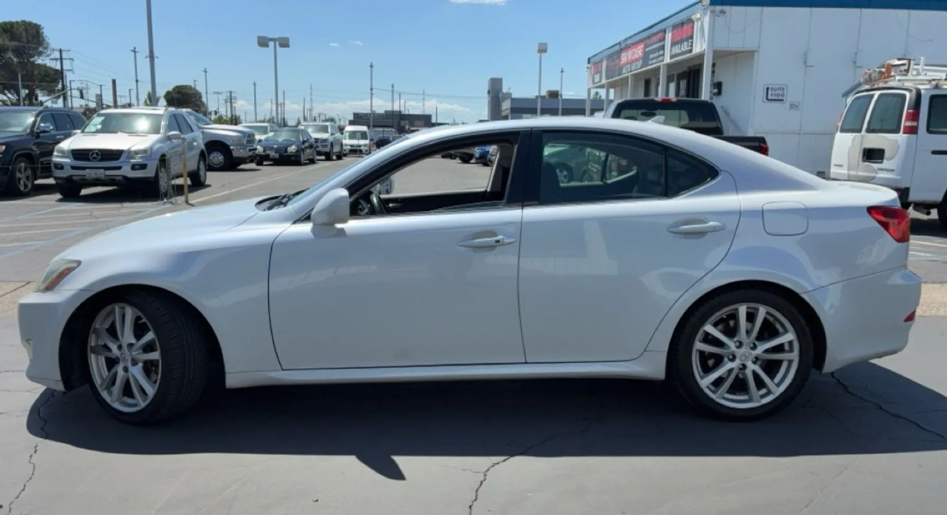 lexus is 2007 JTHBK262375027180 image lexus is 2007 JTHBK262375027180 image
