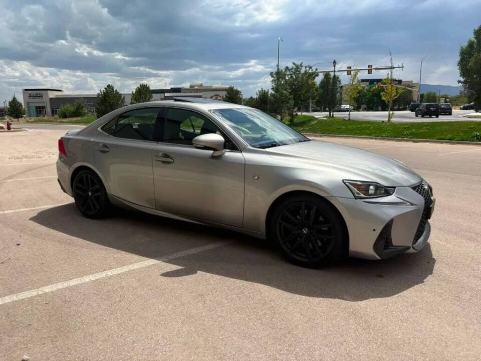 lexus is 2018 JTHCZ1D21J5015405 image lexus is 2018 JTHCZ1D21J5015405 image