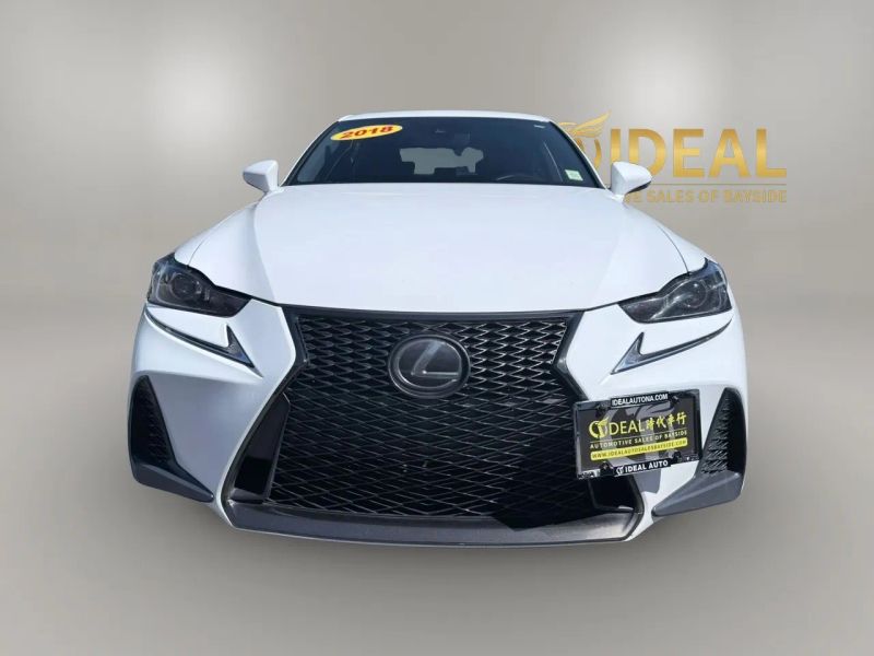 lexus is 2018 JTHC81D20J5030688 image lexus is 2018 JTHC81D20J5030688 image