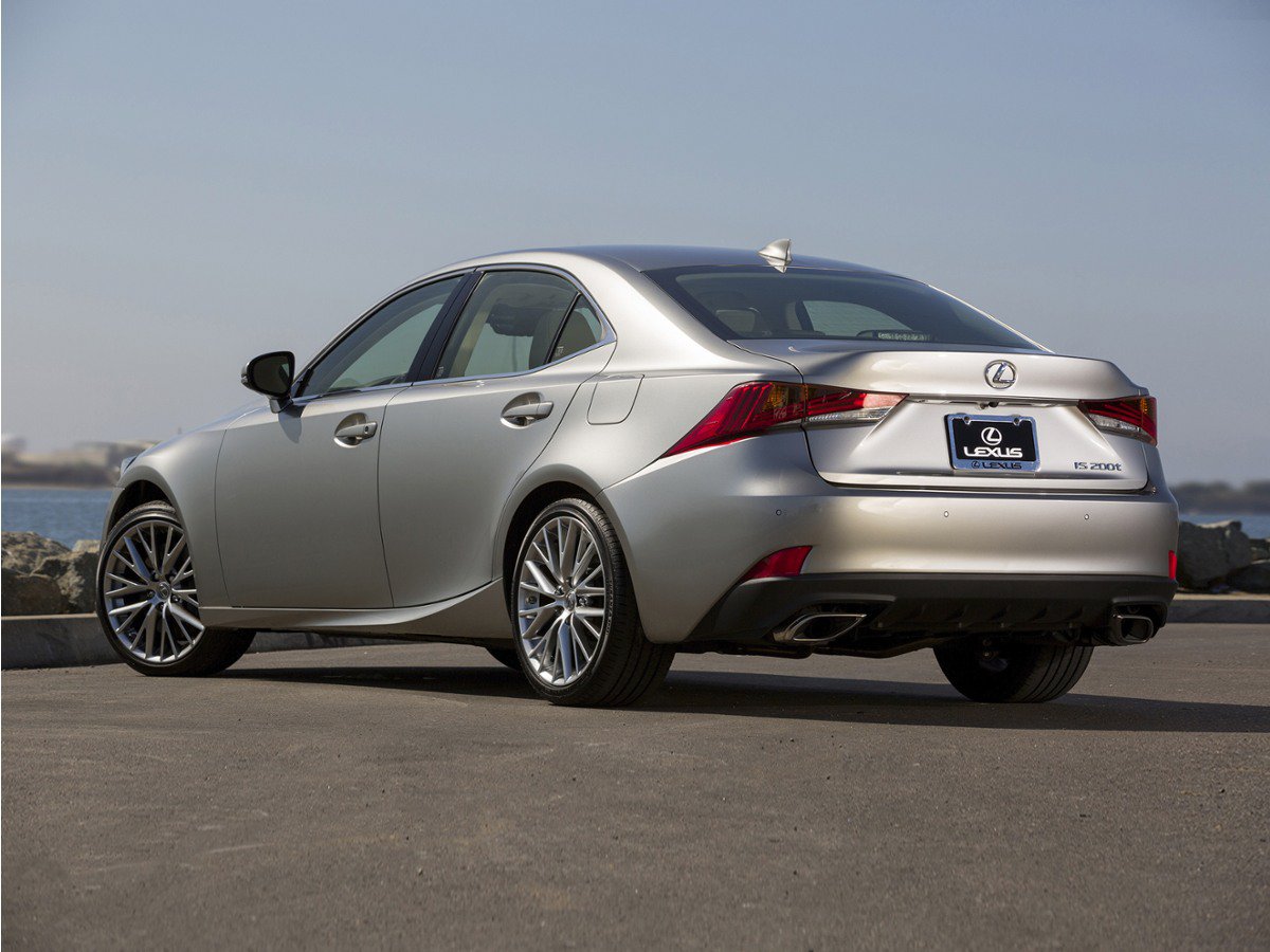 lexus is 2018 JTHC81D2XJ5032822 image lexus is 2018 JTHC81D2XJ5032822 image