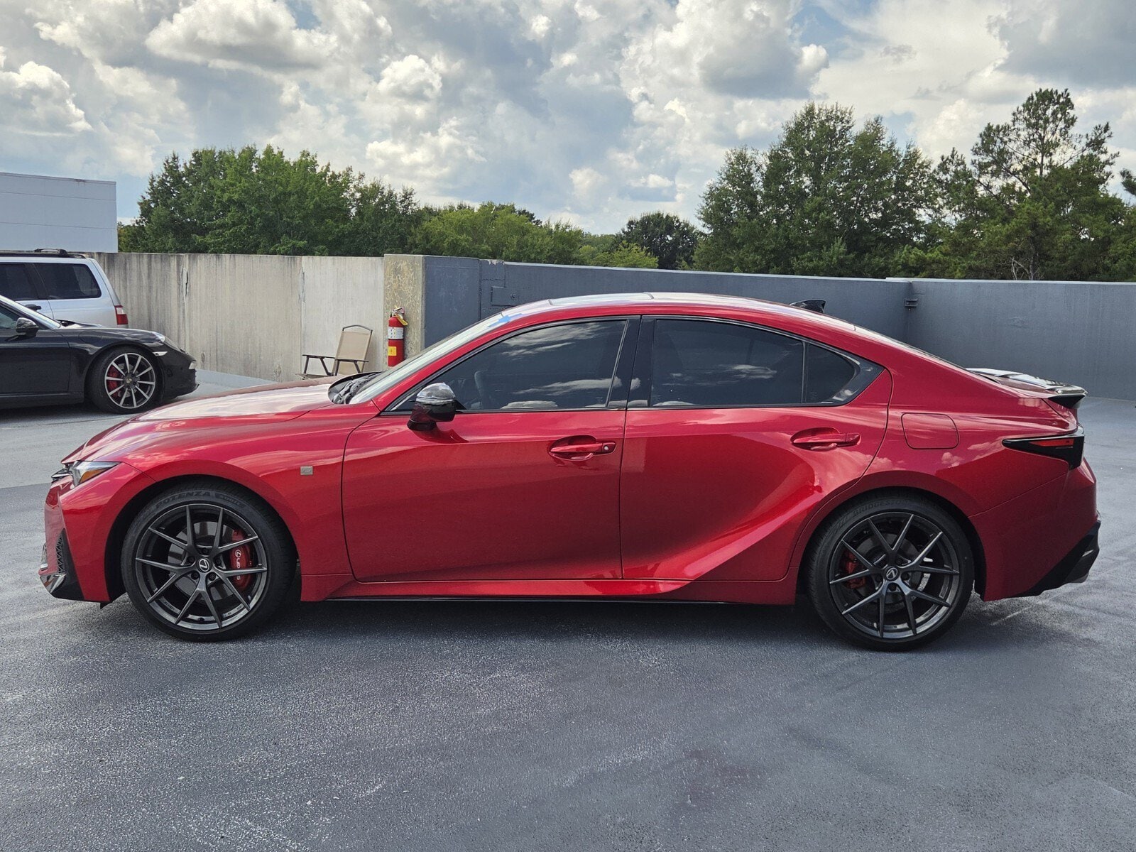 lexus is 2026 JTHGZ1B22T5104455 image lexus is 2026 JTHGZ1B22T5104455 image