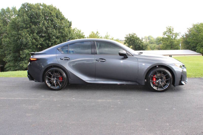 lexus is 2026 JTHGZ1E23T5048098 image lexus is 2026 JTHGZ1E23T5048098 image