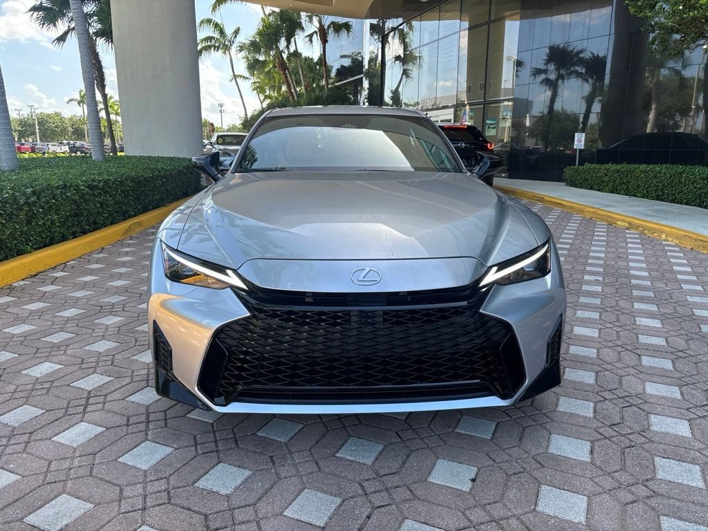 lexus is 2026 JTHBZ1B26T5098508 image lexus is 2026 JTHBZ1B26T5098508 image