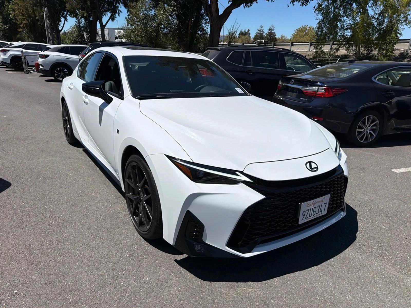 lexus is 2026 JTHBZ1B24T5105049 image lexus is 2026 JTHBZ1B24T5105049 image
