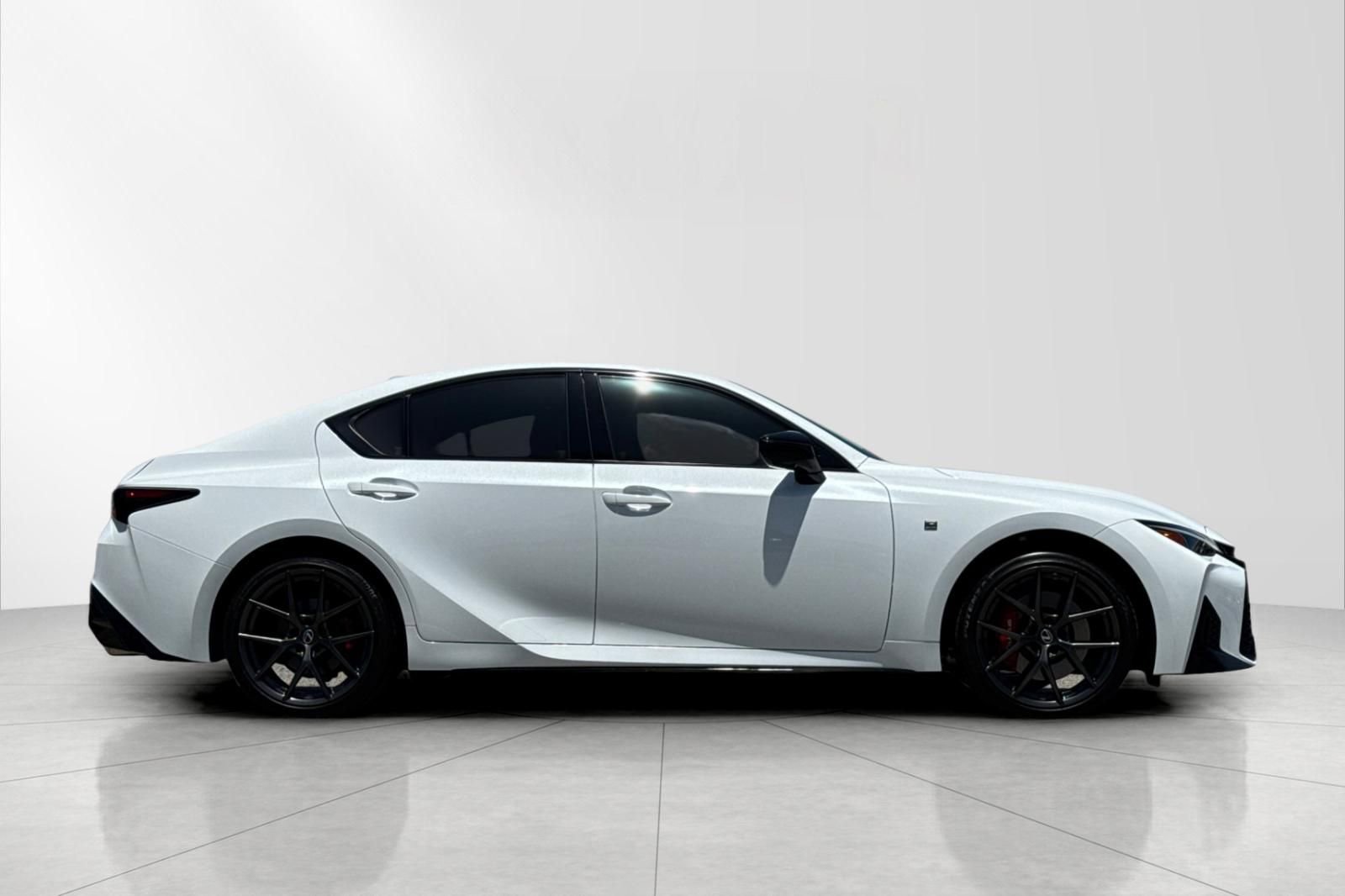 lexus is 2026 JTHGZ1B23T5099363 image lexus is 2026 JTHGZ1B23T5099363 image