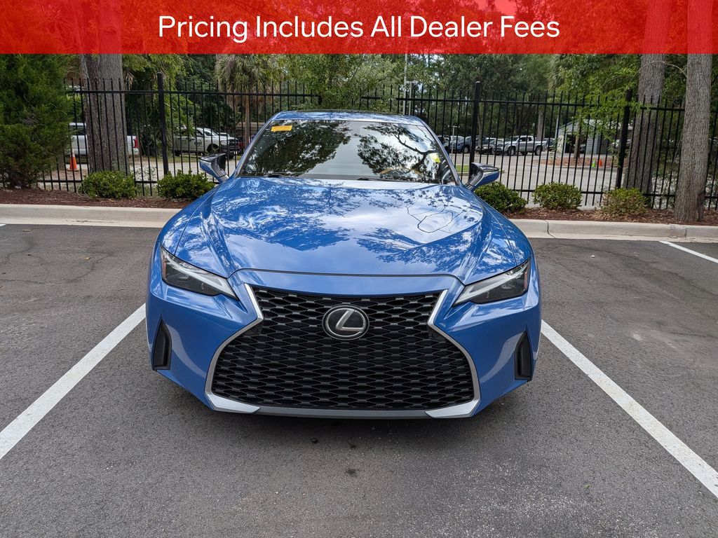 lexus is 2021 JTHCA1D24M5115672 image lexus is 2021 JTHCA1D24M5115672 image