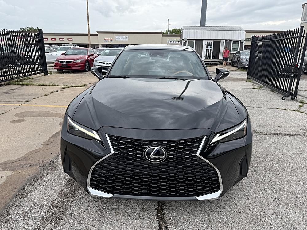 lexus is 2021 JTHC81F25M5045575 image lexus is 2021 JTHC81F25M5045575 image