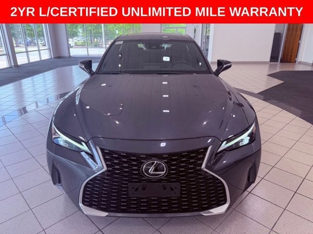 lexus is 2021 JTHC81F26M5047089 image lexus is 2021 JTHC81F26M5047089 image