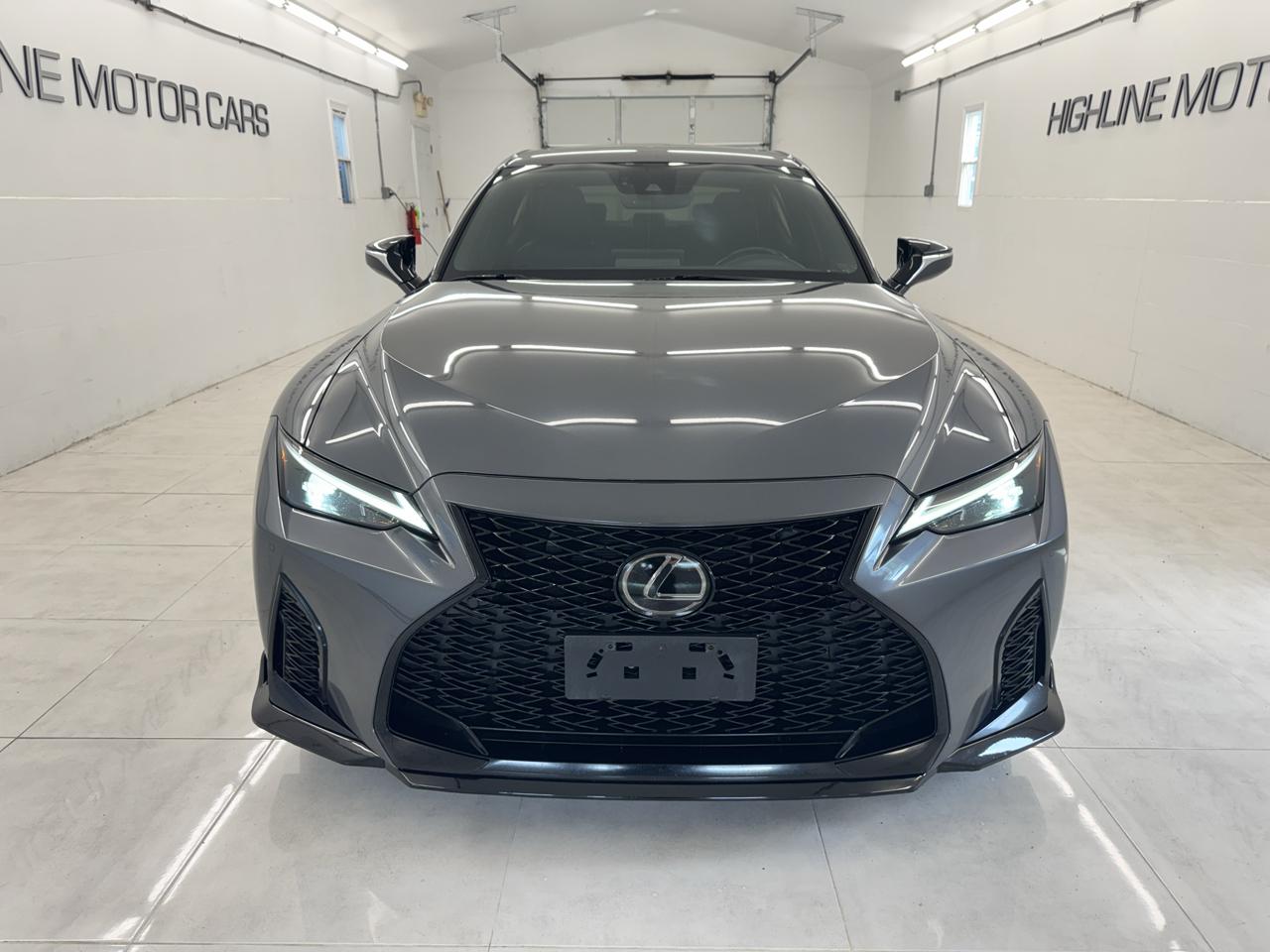 lexus is 2021 JTHGZ1E26M5019115 image lexus is 2021 JTHGZ1E26M5019115 image