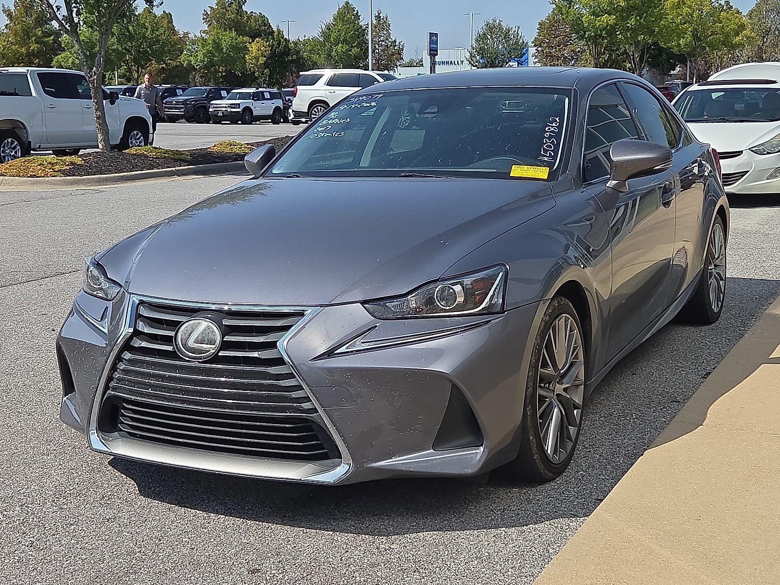 lexus is 2017 JTHBA1D2XH5039862 image lexus is 2017 JTHBA1D2XH5039862 image