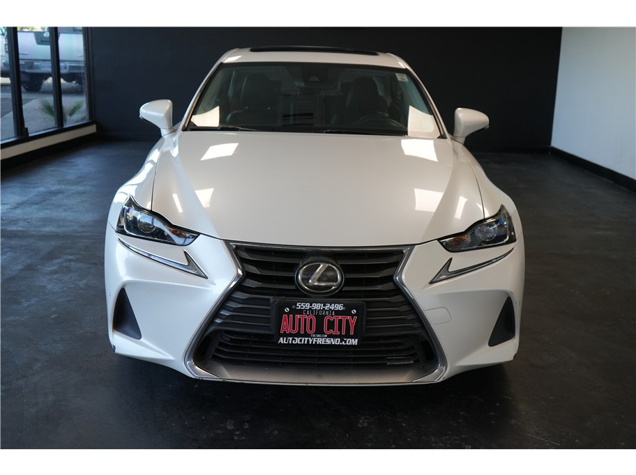 lexus is 2017 JTHBA1D2XH5038954 image lexus is 2017 JTHBA1D2XH5038954 image