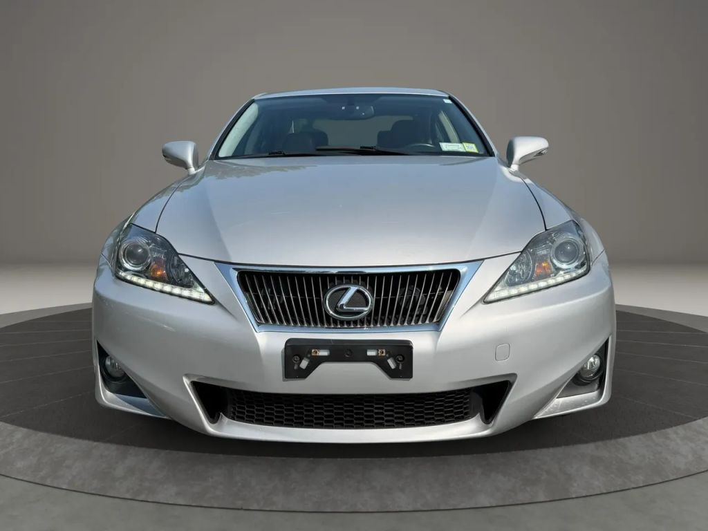 lexus is 2012 JTHCF5C23C5056722 image lexus is 2012 JTHCF5C23C5056722 image