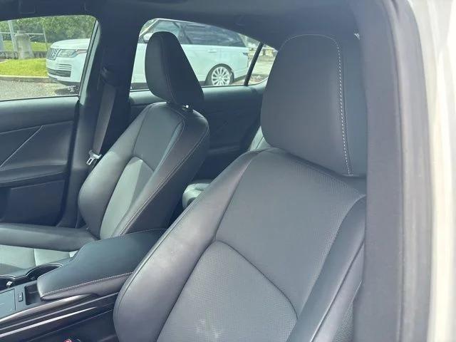 lexus is 2024 JTHBZ1E22R5036205 image lexus is 2024 JTHBZ1E22R5036205 image
