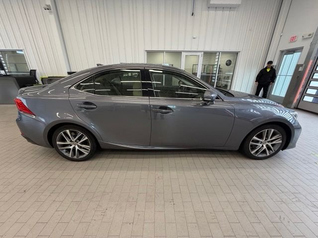 lexus is 2020 JTHD81F28L5041328 image lexus is 2020 JTHD81F28L5041328 image