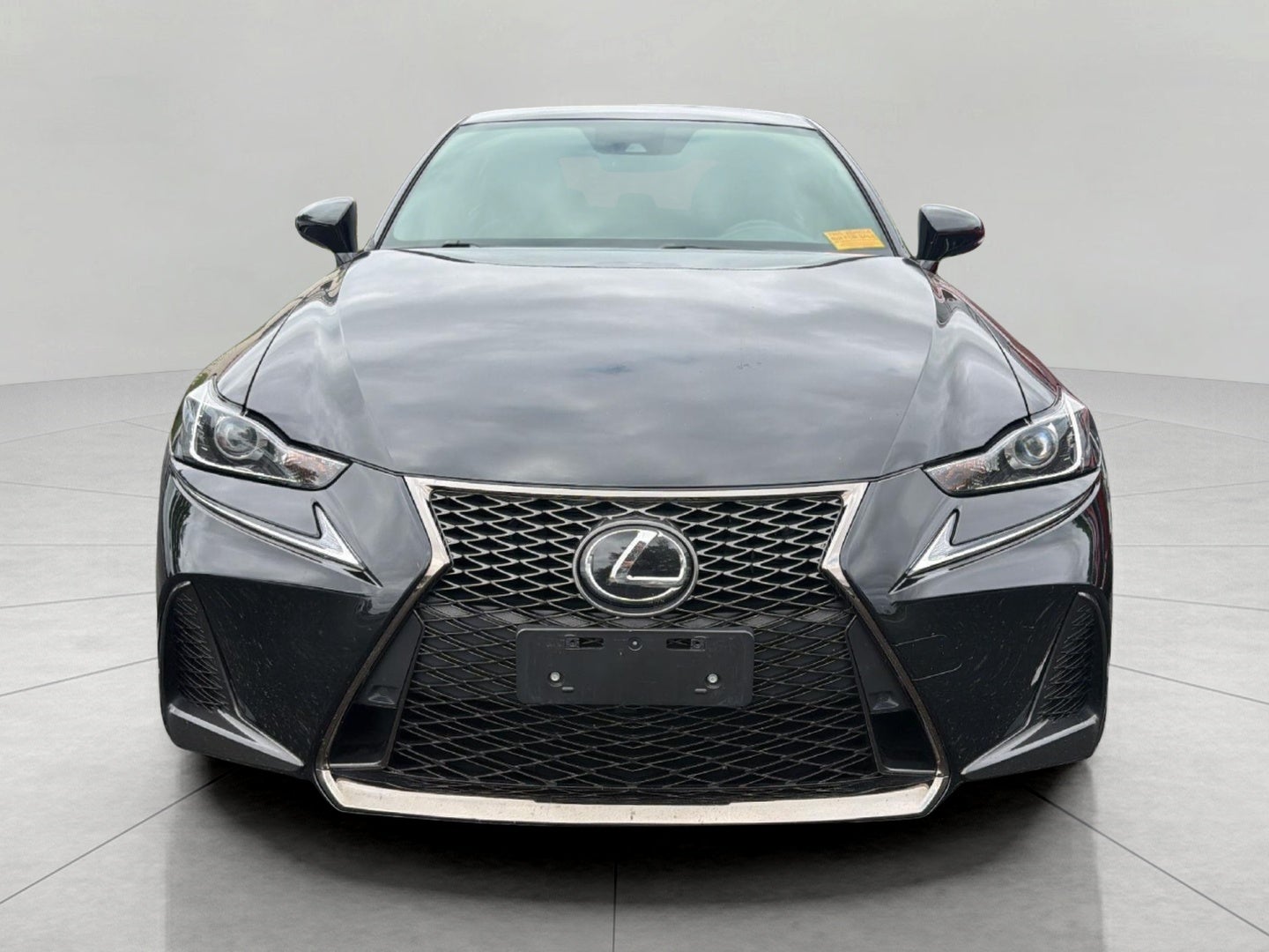 lexus is 2020 JTHG81F28L5042556 image lexus is 2020 JTHG81F28L5042556 image