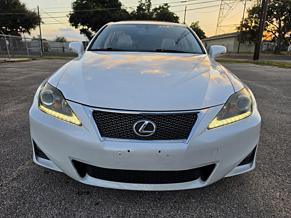 lexus is 2011 JTHBF5C24B5138632 image lexus is 2011 JTHBF5C24B5138632 image