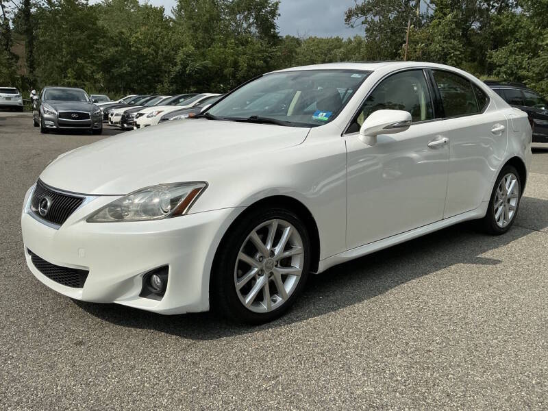 lexus is 2011 JTHCF5C22B5051199 image lexus is 2011 JTHCF5C22B5051199 image