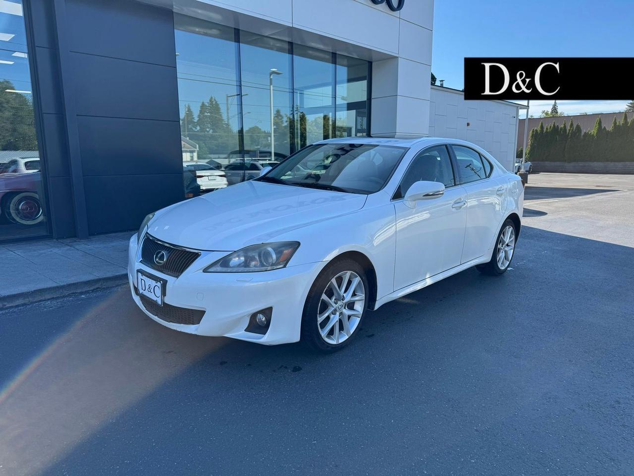 lexus is 2011 JTHCE5C25B5001982 image lexus is 2011 JTHCE5C25B5001982 image