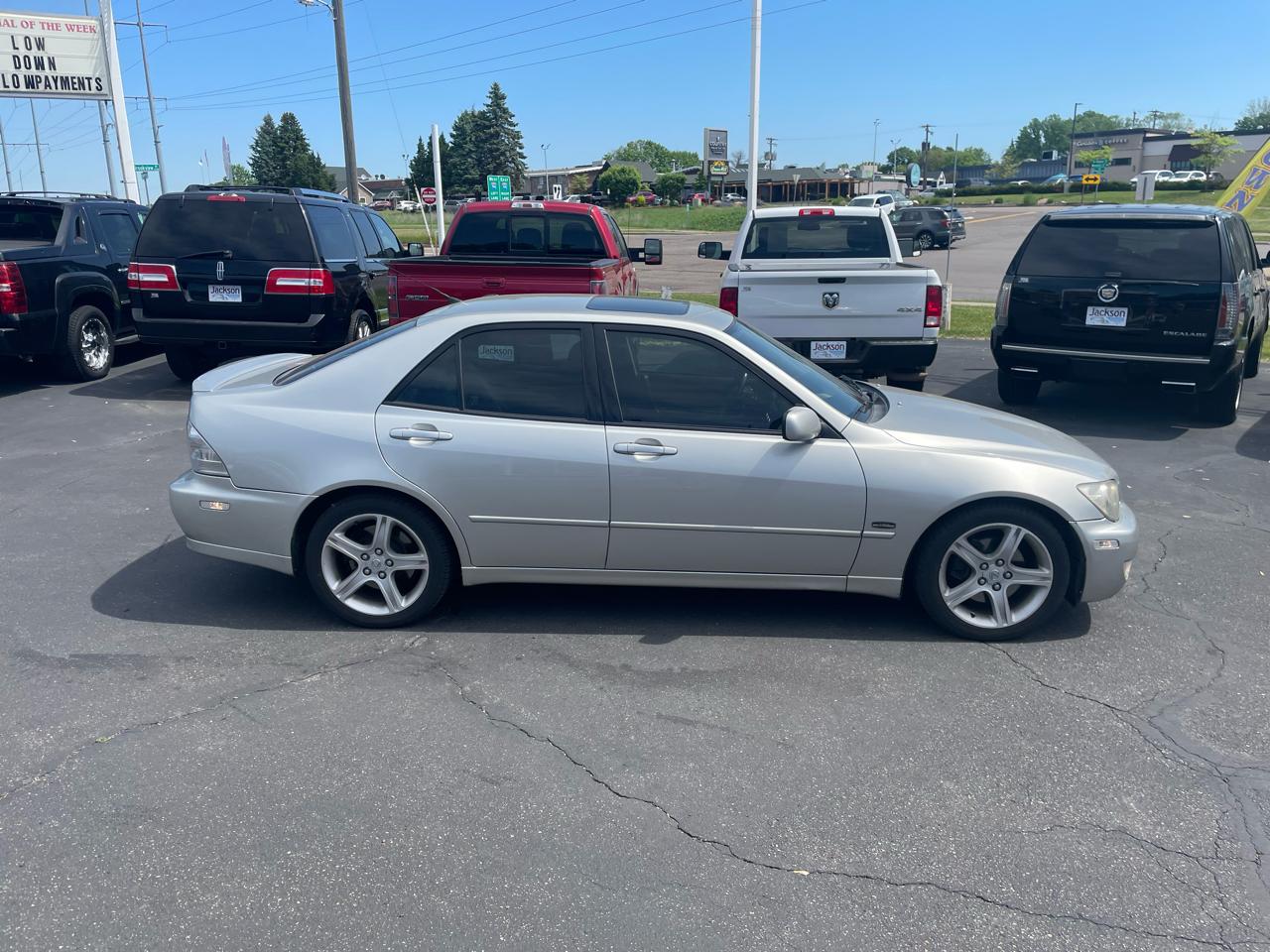 lexus is 2001 JTHBD182910005108 image lexus is 2001 JTHBD182910005108 image