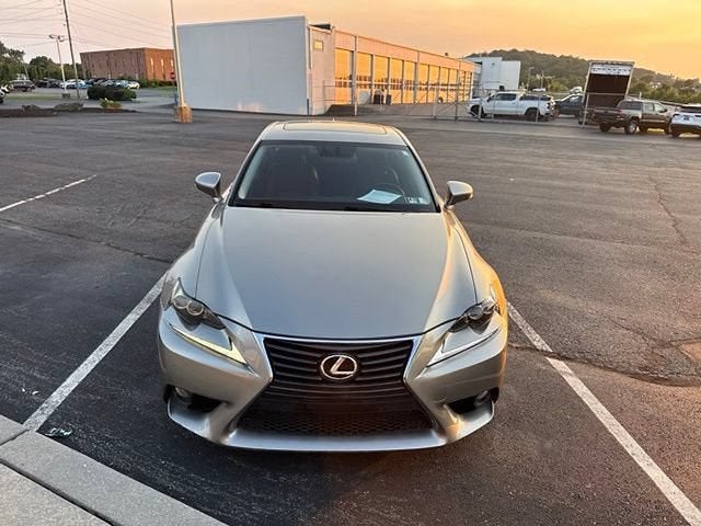lexus is 2014 JTHCF1D27E5000356 image lexus is 2014 JTHCF1D27E5000356 image