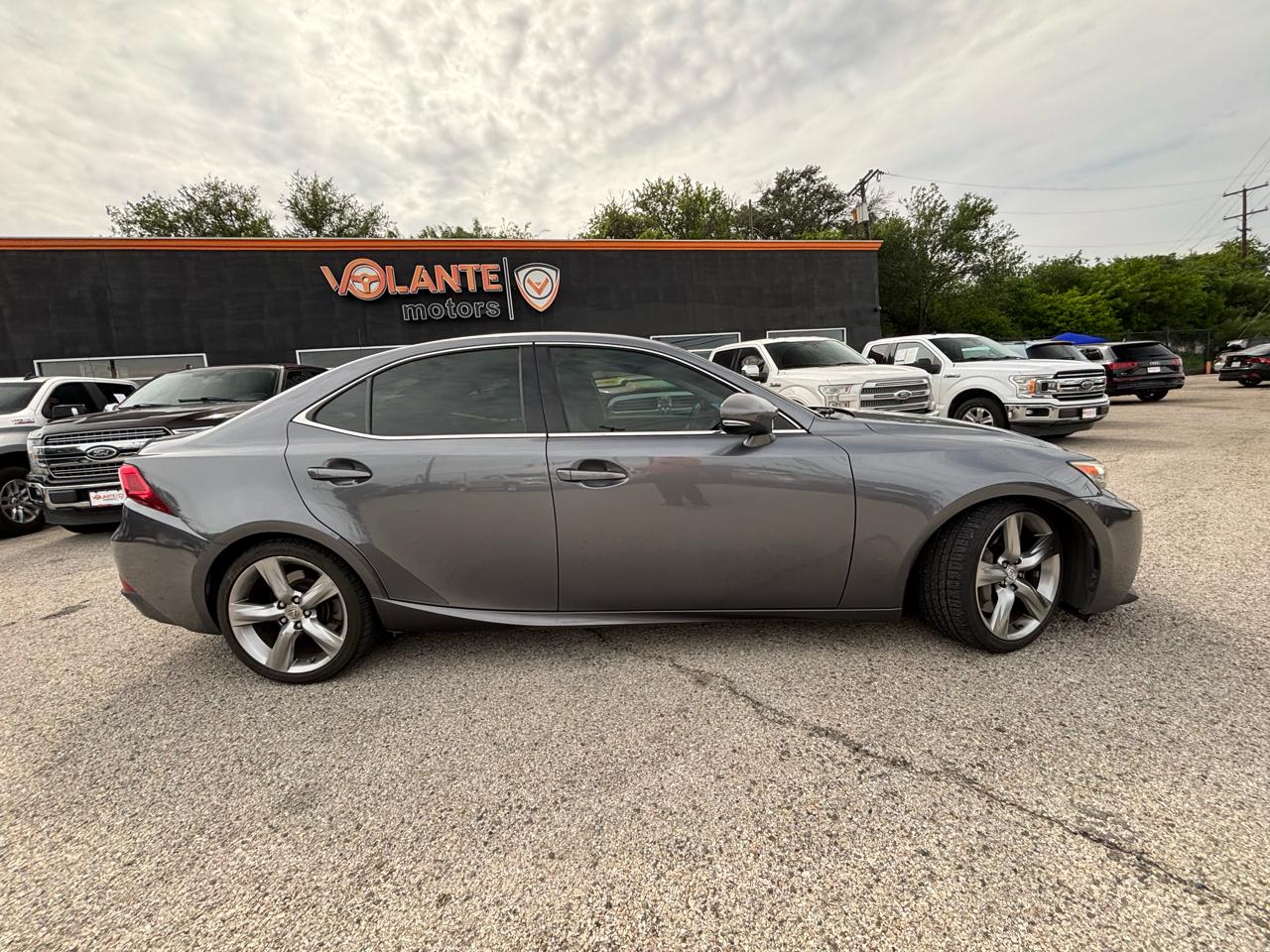 lexus is 2014 JTHBE1D25E5000726 image lexus is 2014 JTHBE1D25E5000726 image