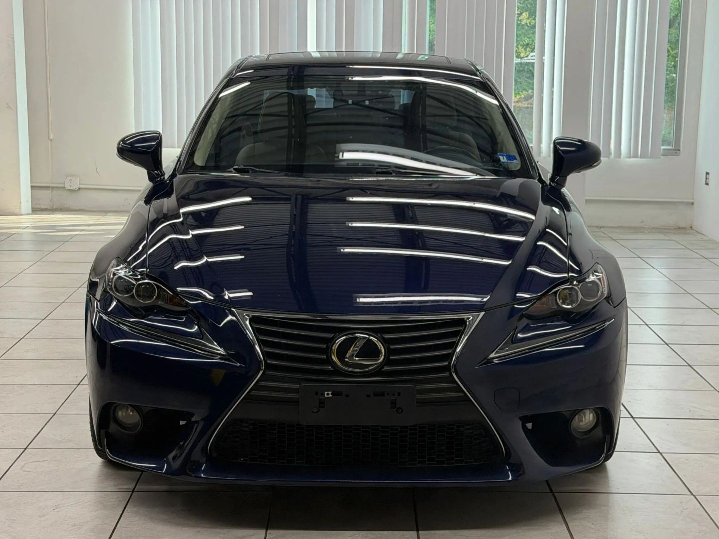 lexus is 2014 JTHCE1D20E5001299 image lexus is 2014 JTHCE1D20E5001299 image