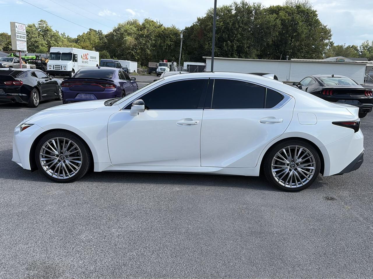 lexus is 2022 JTHDA1D25N5120286 image lexus is 2022 JTHDA1D25N5120286 image
